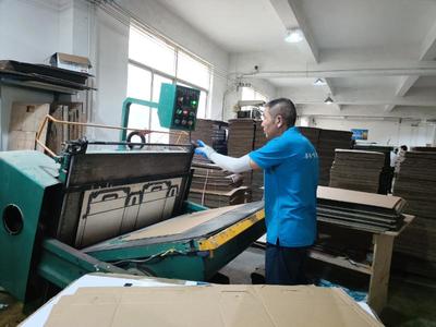 太湖金融精准纾困 助力纸制品销售企业破局前行，迈向高质量发展